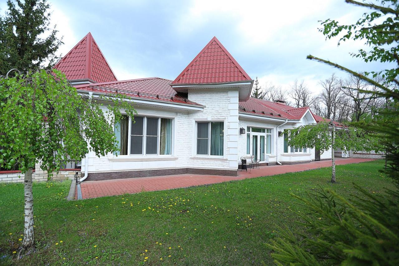 Яр Hotel&Spa Chertovitsy Exterior photo